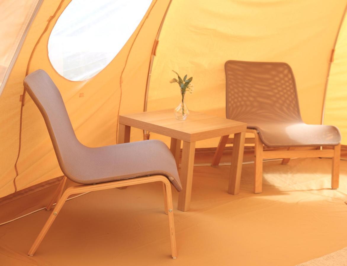Flore'S Garden Glamping Μπραν Εξωτερικό φωτογραφία